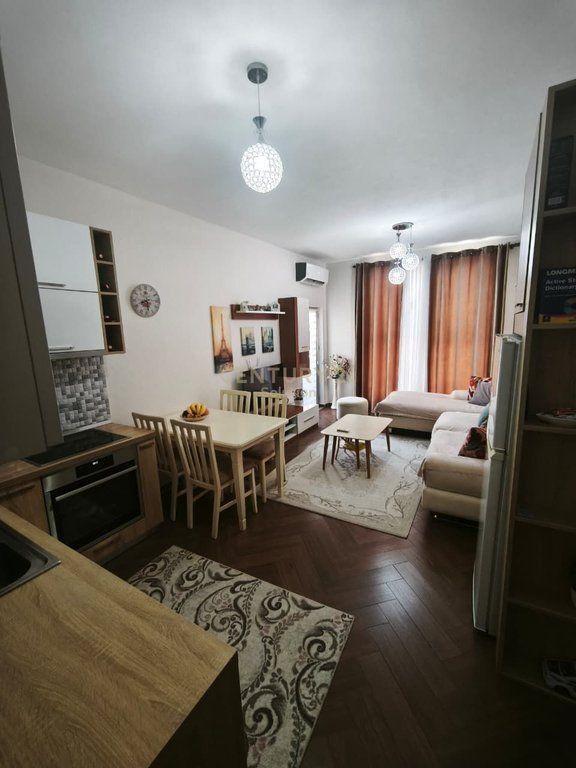 Shitet apartament 1+1 ne Astir 130,000