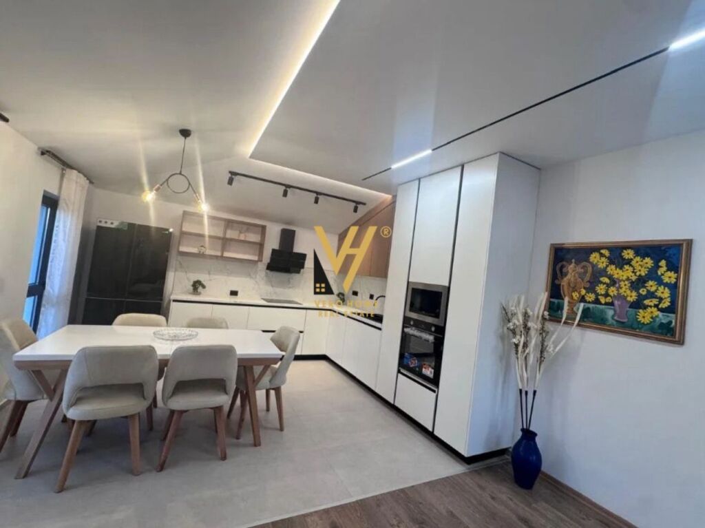 ENTRANCE 2+1+2+BLK FOR RENT IN LAPRAKE 1,000 EURO