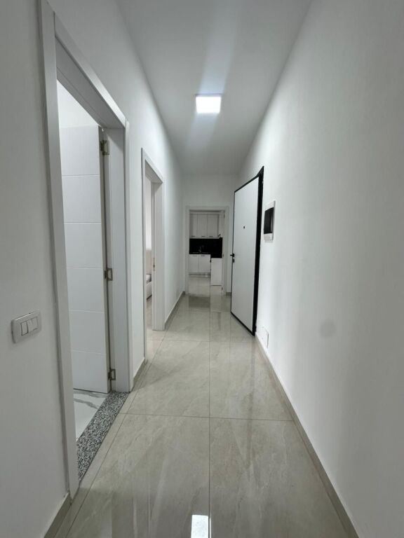 Apartament 2+1+2+P Me Qira Paskuqan