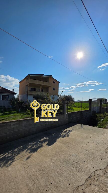 🏢✨ VILLA SU 3 PIANI IN VENDITA NELL'AREA DI SHIJAK ✨🏢