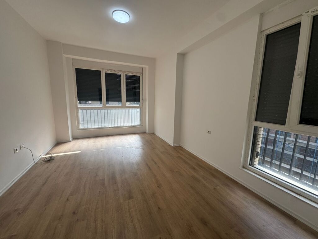 🏡 Apartament 3+1 për shitje tek Ish Fusha e Aviacionit