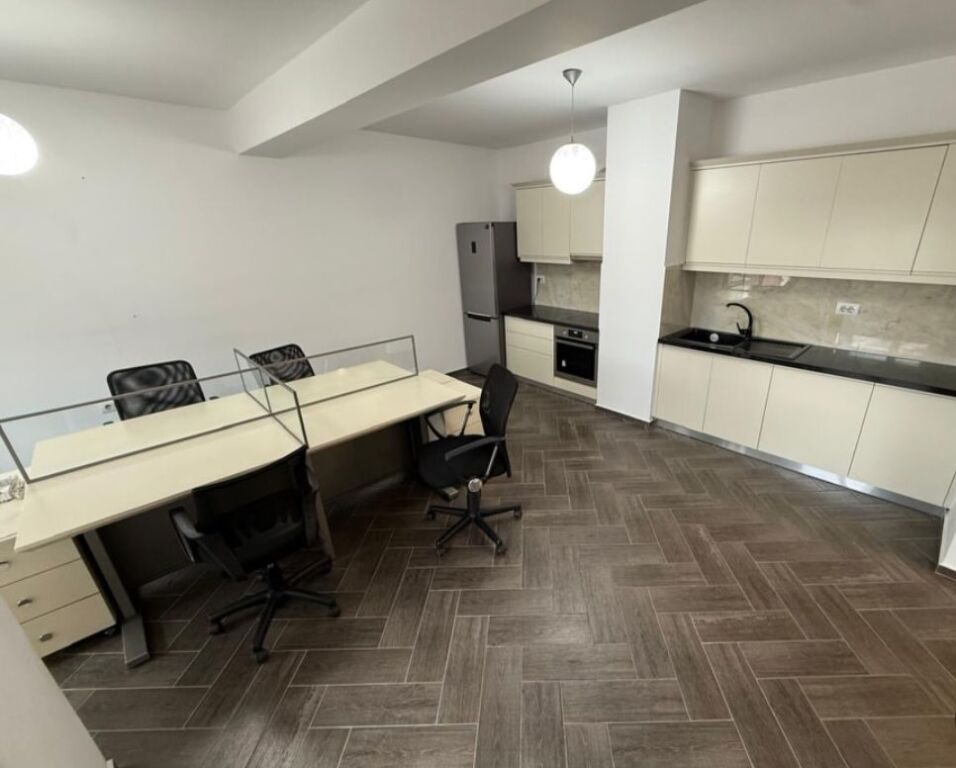 Office space for rent in Myslym Shyr