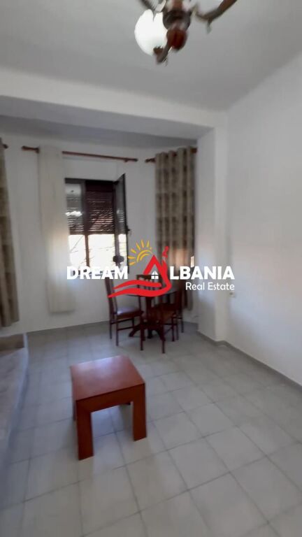 Jepet me qera apartament 1+1 ne Bllok prane Kafe Roma (ID 4219485)f