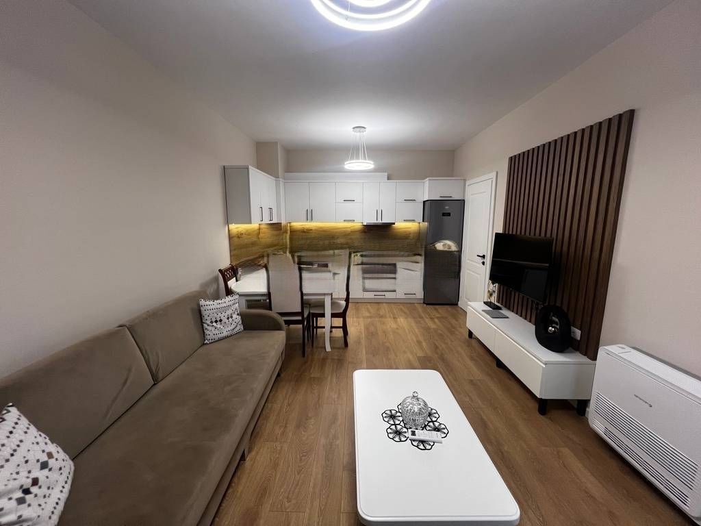 Apartment 1+1+Parking Spot, for rent on “5 Maji” street!