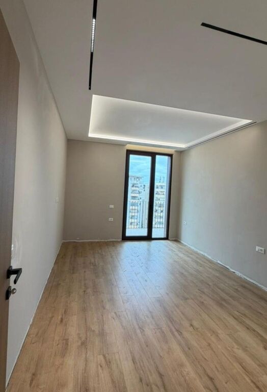2+1 Apartment with Lake View – Altana Residence, Paris Municipality