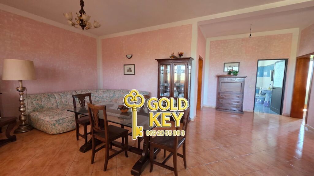 🏢✨ VILLA SU 3 PIANI IN VENDITA NELL'AREA DI SHIJAK ✨🏢