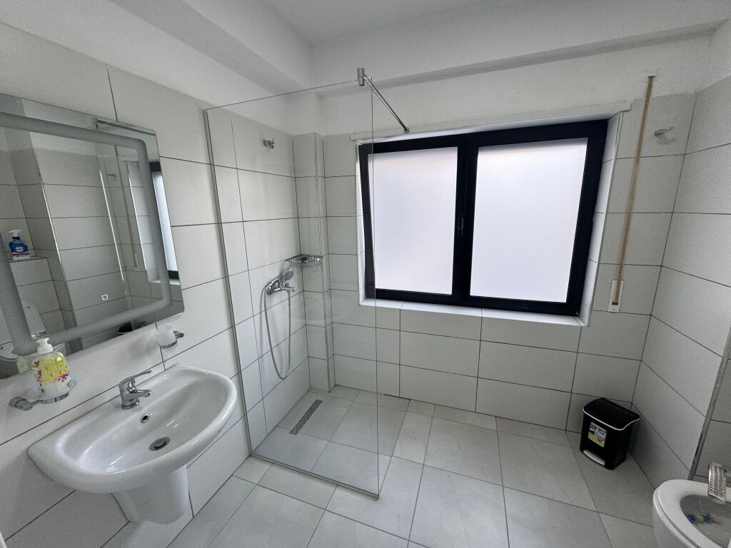 Apartment for rent 2+1+parking Kodra e diellit 1