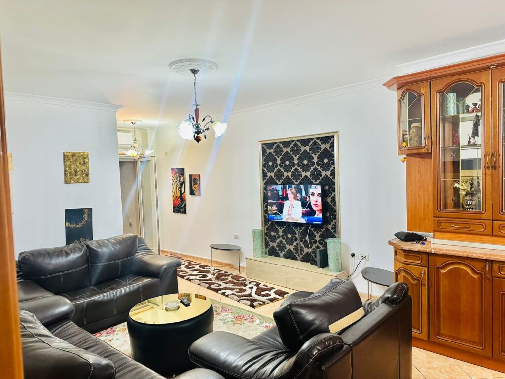 Apartament 2+1+2 me qira - Zogu i Zi