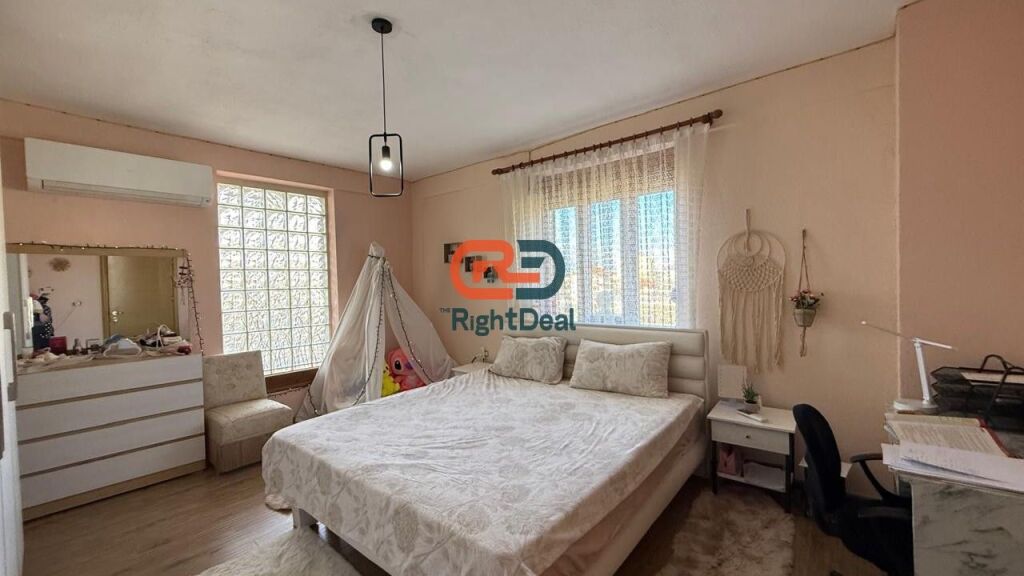 In Korce, 3-Storey Villa for Sale, Ideal for Living and Investment!