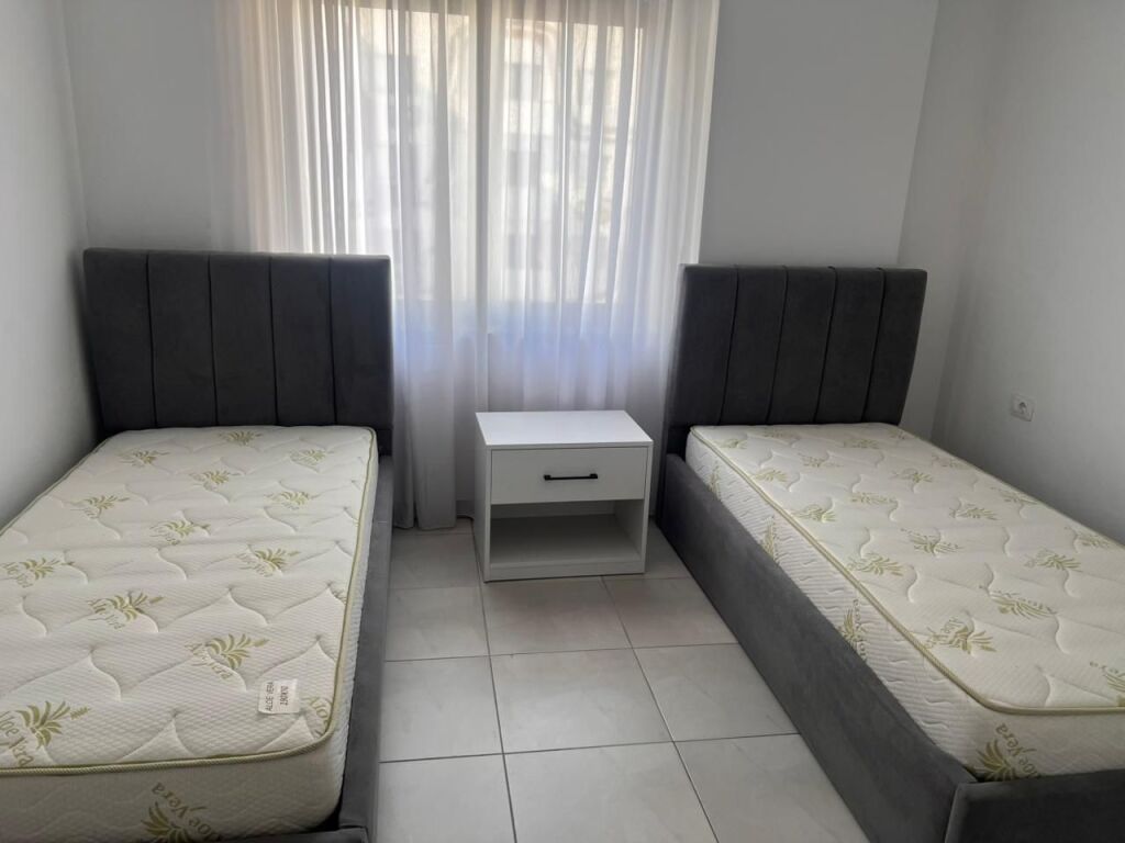 Jepet me qera 2+1+Parkim tek Rezidenca Kodra e Diellit