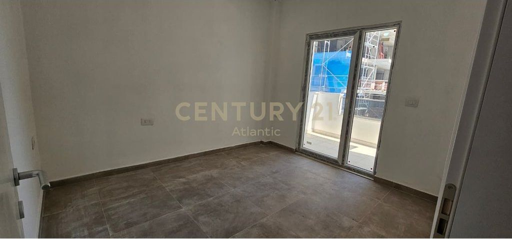 APARTAMENT 1+1 NDERTIM I RI NE GOLEM(ME ÇERTIFIKATË)
