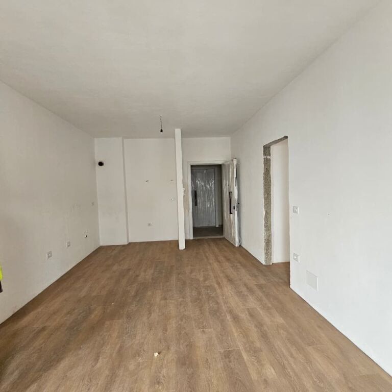 🏡 Appartamento 2+1+2 in Vendita – Tirana Entry 2 ✨
