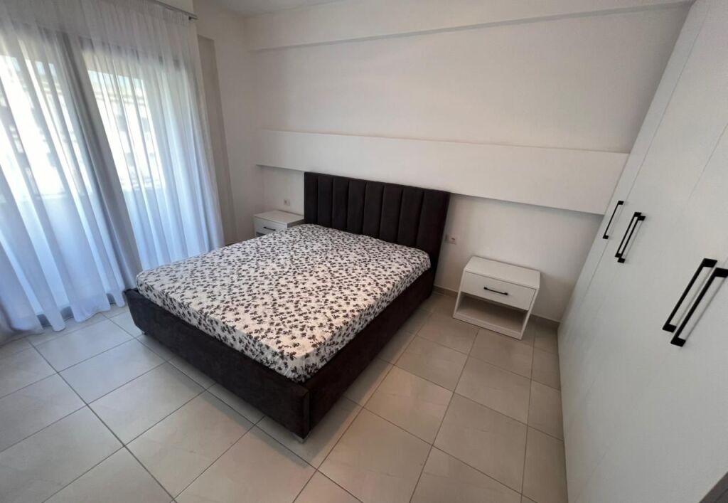 Jepet me qera 2+1+Parkim tek Rezidenca Kodra e Diellit
