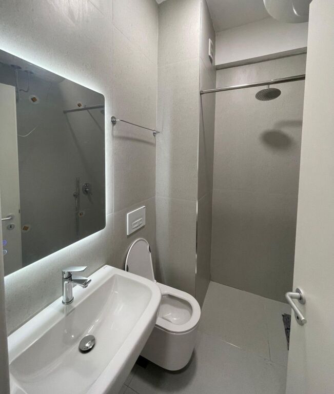 🏡 Appartamento 1+1 in Affitto – Residenza Kadiu, Ali Demi ✨