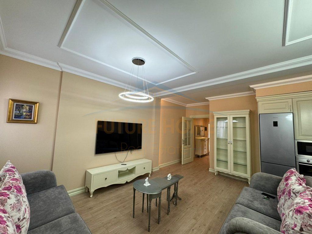 Rent Apartment 3+1+2+2 Parking Spaces, Dry Lake, Tirana