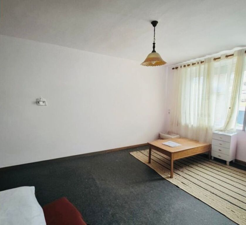 Apartment 1+1 for sale – Kavaja Street, near Garden Building!