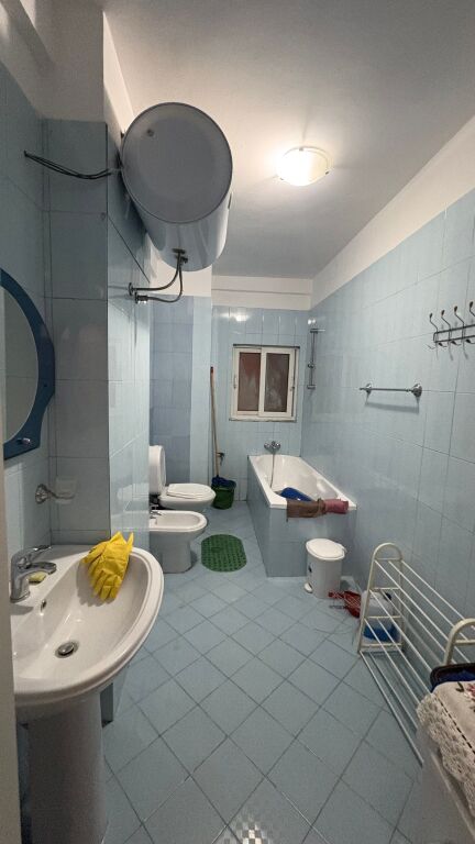 Apartament 2+1 i mobiluar per qera ne Don Bosko