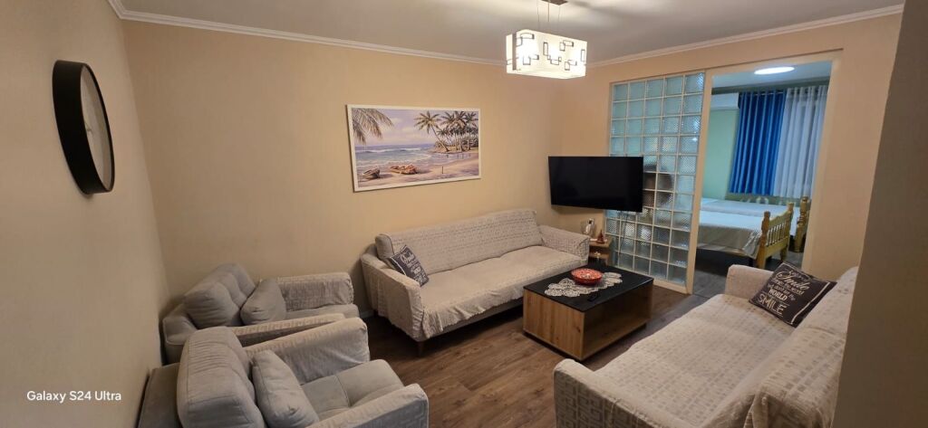 🏡 Jepet me qera apartament 2+1  📍 Vendndodhja: Myslym Shyri, ngjitur me dyqanin Well 💰 Çmimi: 80,000 lekë / muaj