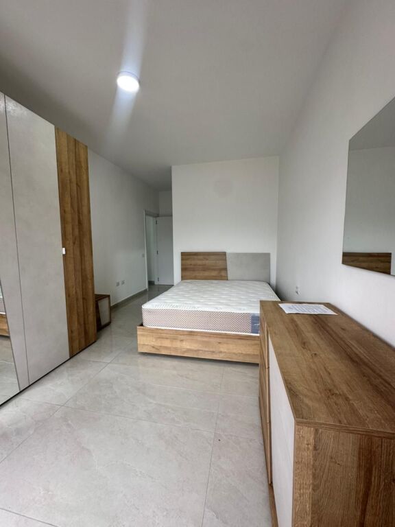 Apartament 2+1+2+P Me Qira Paskuqan