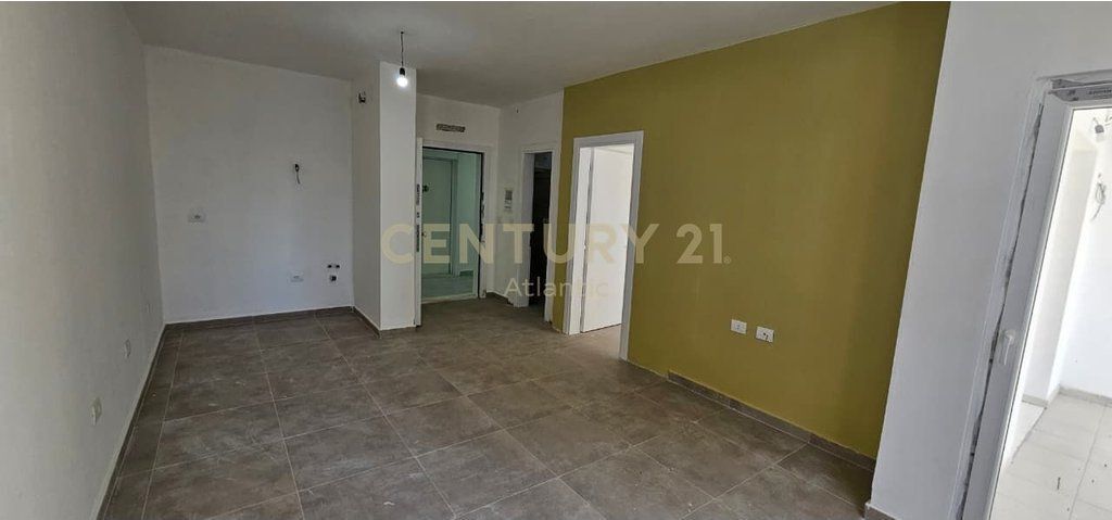 APARTAMENT 1+1 NDERTIM I RI NE GOLEM(ME ÇERTIFIKATË)