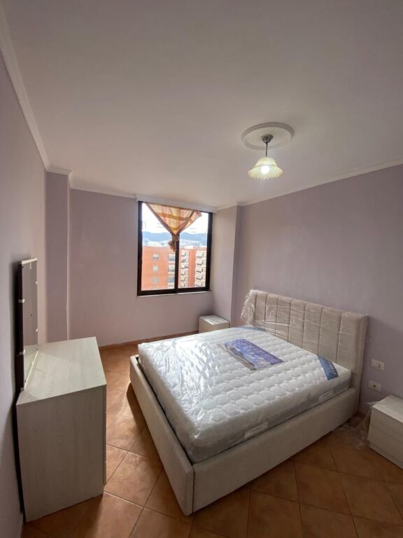 Affittasi appartamento 2+1+2 bagni di fronte a Delijorgji vicino al Centro Globe