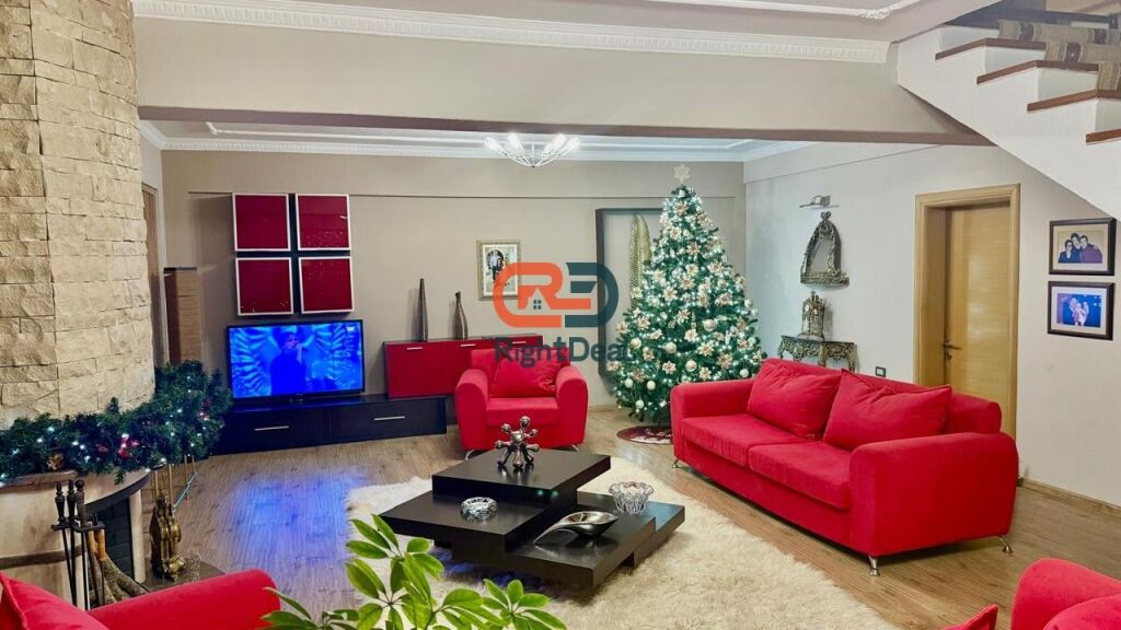 In Korce, 3-Storey Villa for Sale, Ideal for Living and Investment!