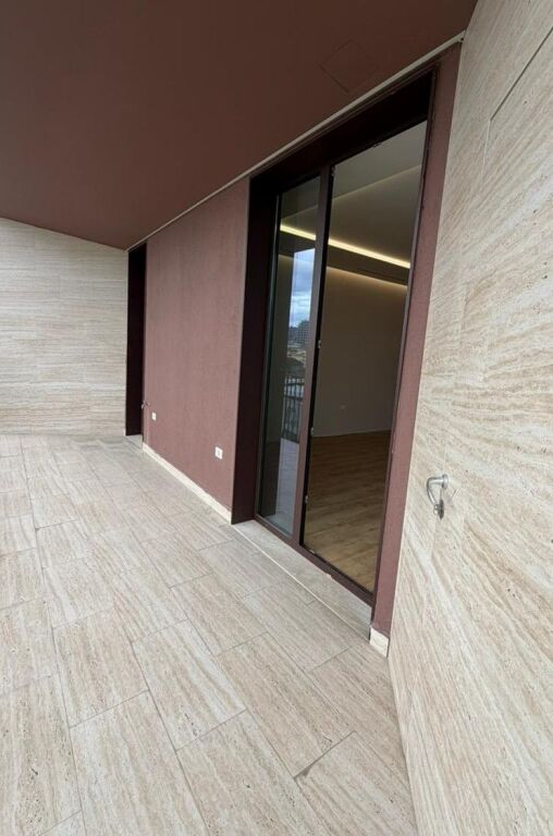 2+1 Apartment with Lake View – Altana Residence, Paris Municipality