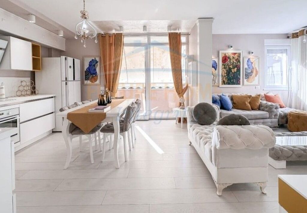 Qera, Apartament 2+1+2, Kopshti Zoologjik, Tiranë.