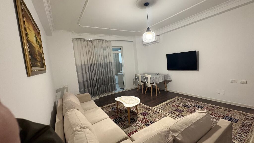 Apartament 2+1 i mobiluar per qera ne Don Bosko