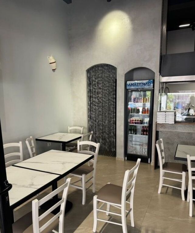 Si affitta un locale commerciale adattato e investito per attività di pizzeria nella zona di Yzberisht