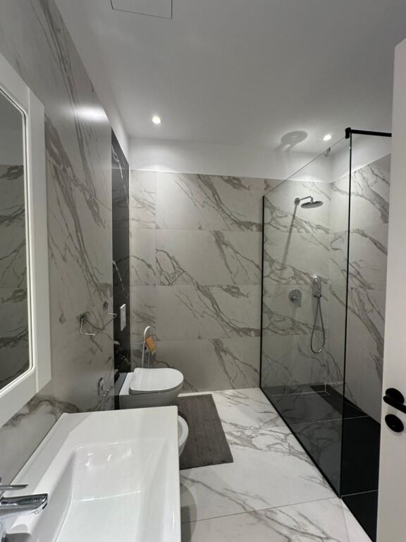 🏡 Appartamento moderno 1+1 in affitto a Lion Park