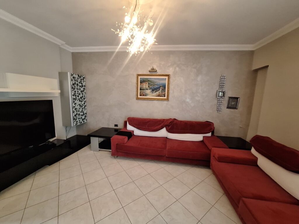 Apartament 2+1, Rr.Dritan Hoxha!