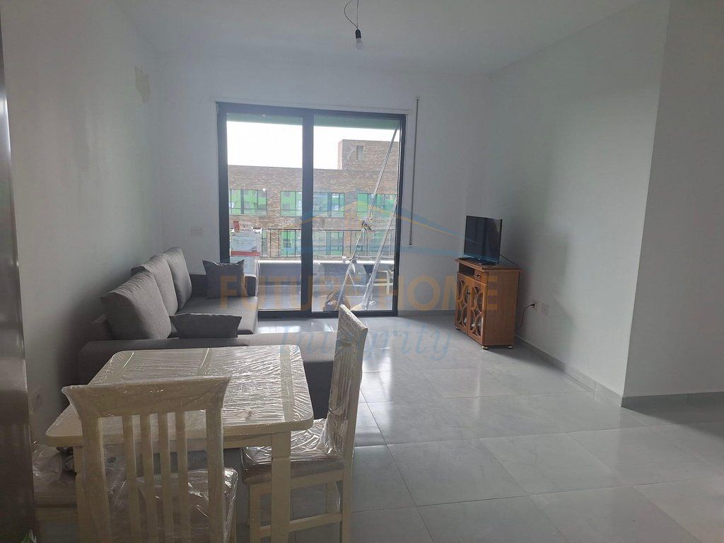 Affitto, Appartamento 2+1+2, Via 5 Maji, Tirana.