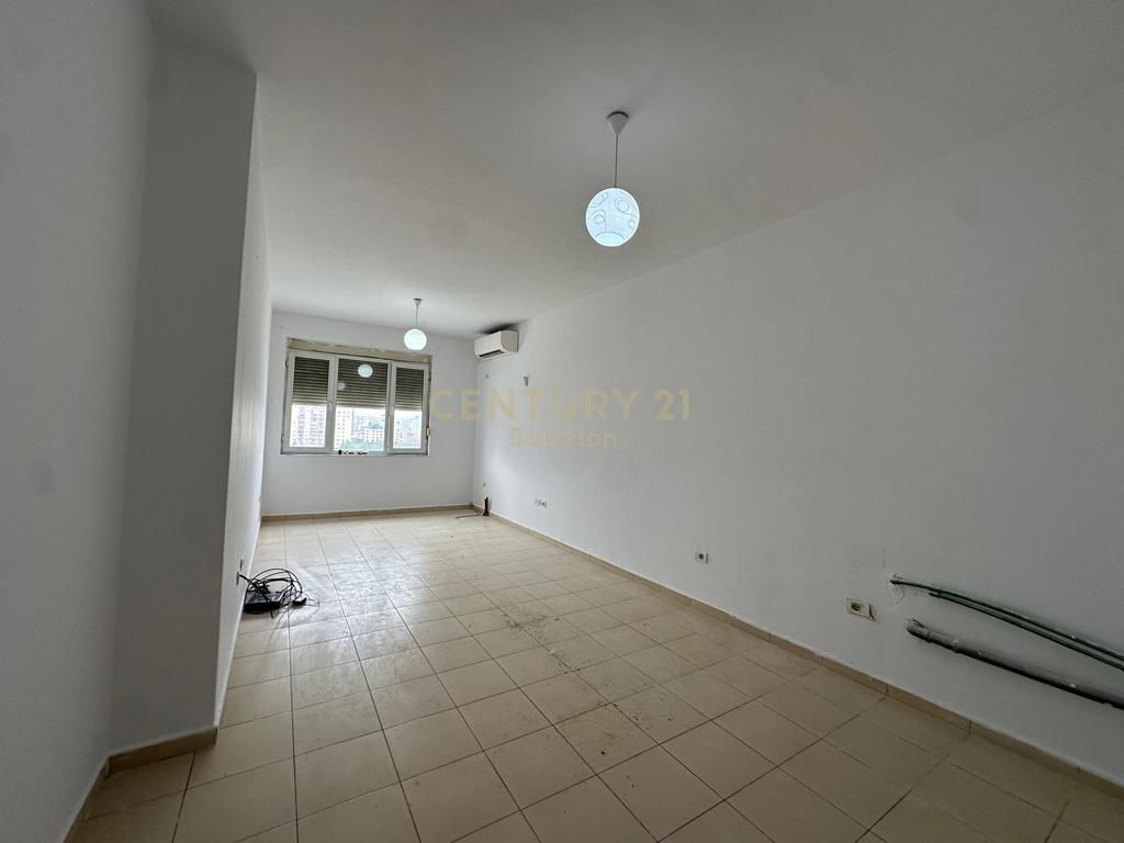 SHITET APARTAMENT 2+1 TE KTHESA KAMZES! 125,000 € - Pamja 3