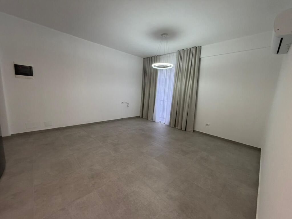 🏢 Apartment 2+1 for rent – 5 Maji💰 Price: 400 euro/month