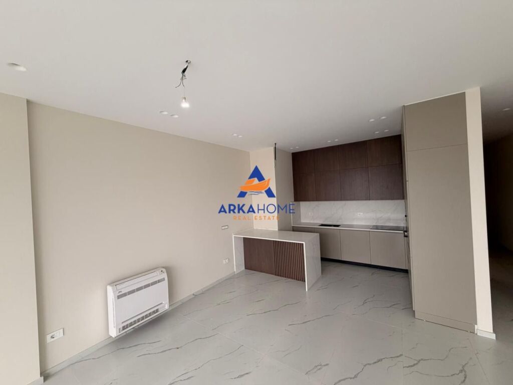 FOR RENT APARTMENT 3+1+2 BALCONIES FOR RESIDENTIAL/OFFICE "IN BLLOK" 4000 EURO (NEGOTIABLE)