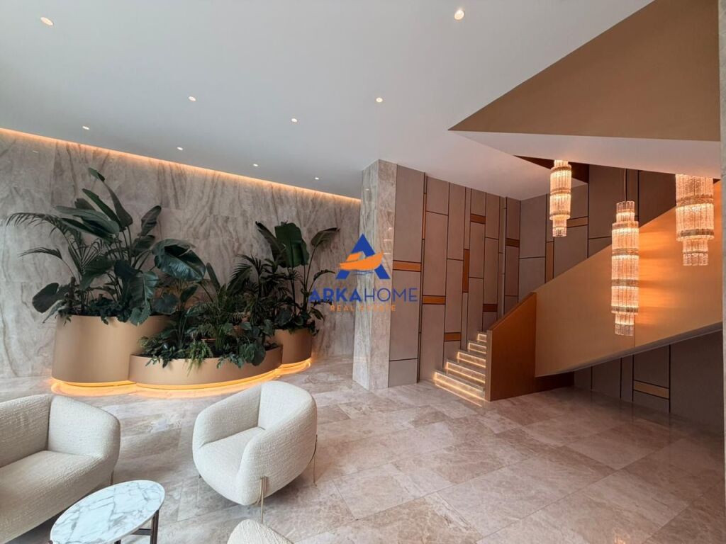 FOR RENT APARTMENT 3+1+2 BALCONIES FOR RESIDENTIAL/OFFICE "IN BLLOK" 4000 EURO (NEGOTIABLE)
