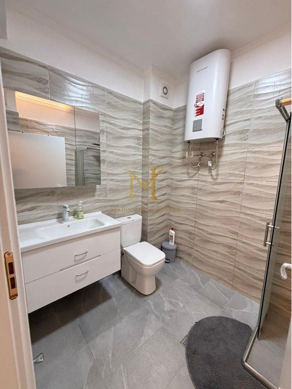 APARTAMENT 1+1 ME QERA NE PLAZH HEKURUDHA !!