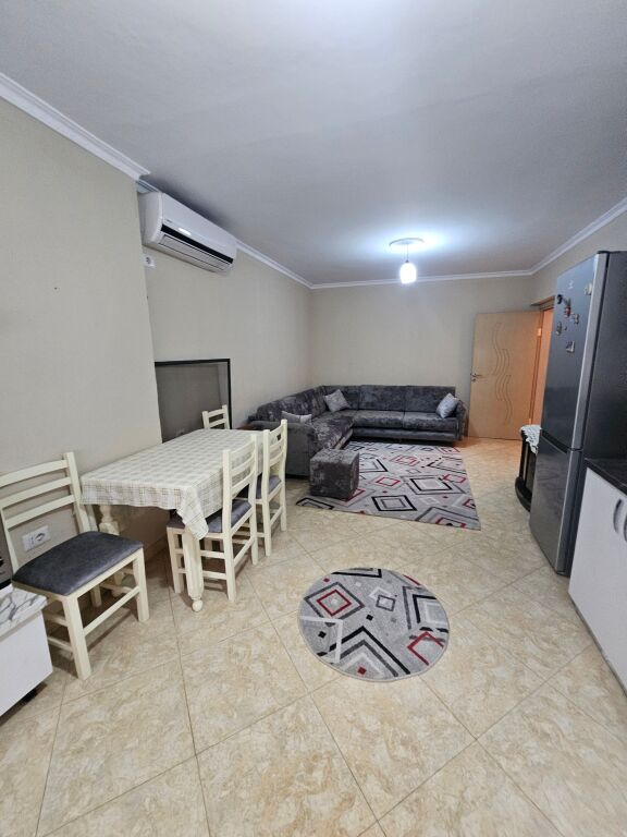 Apartament 1+1 me qera Oslo brryli, unaz