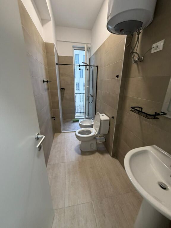 🏢 Apartment 2+1 for rent – 5 Maji💰 Price: 400 euro/month