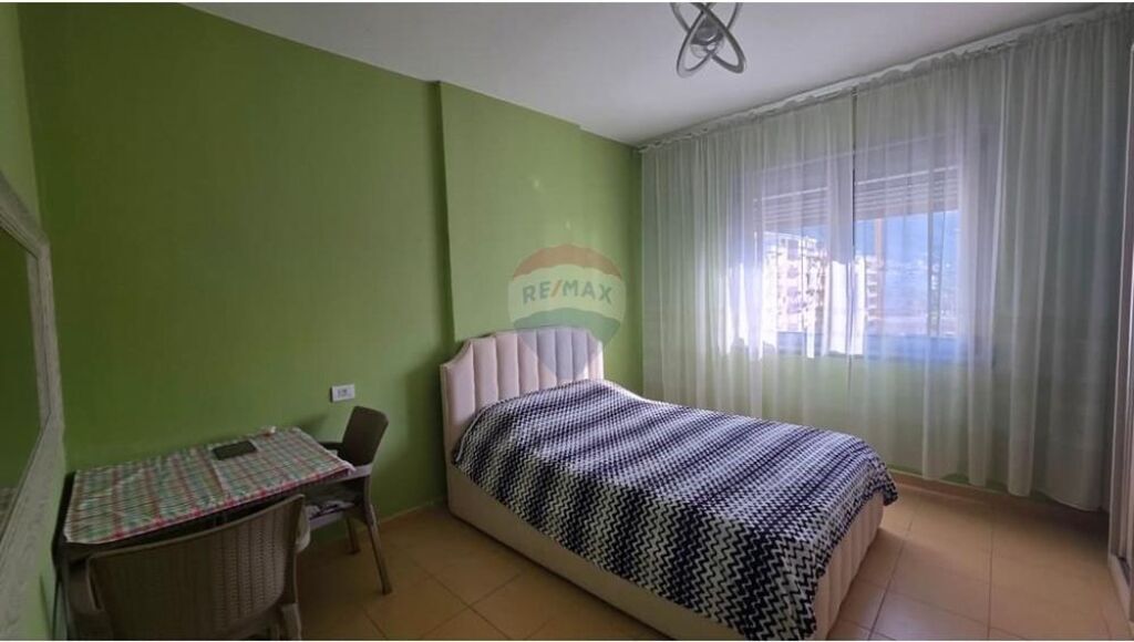 APARTAMENT 1+1 PËR SHITJE – LUNGOMARE, VLORË