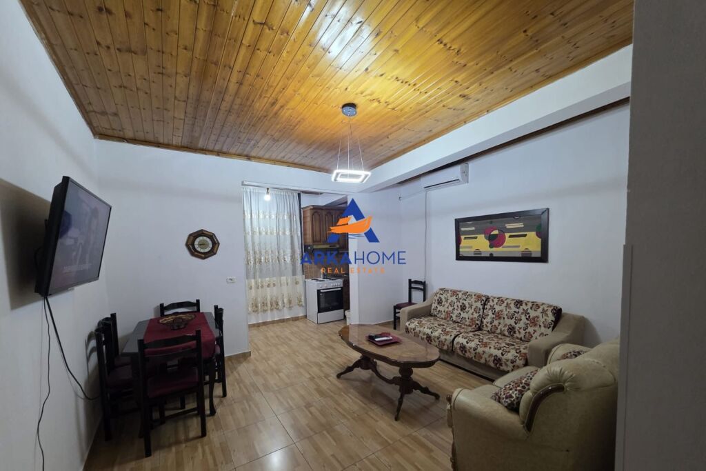 APPARTAMENTO IN AFFITTO 1+1 "VICINO ALLA SCUOLA HASAN PRISHTINA, CIMITERO BAMIT" 40.000 LEKE