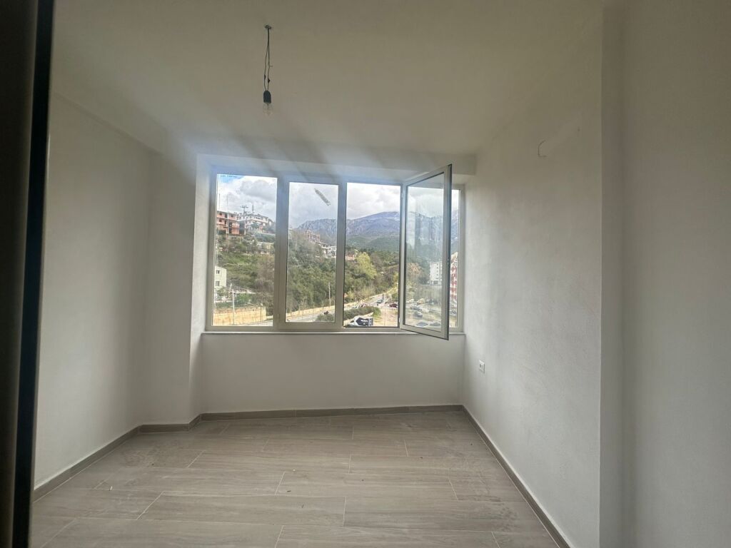 Apartment 1+1 for sale Fresku, Tirana .