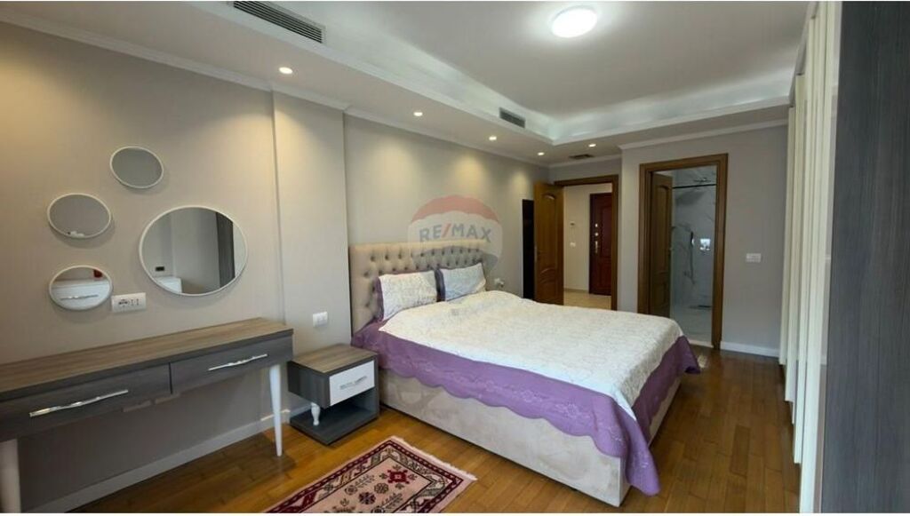 Apartment - For Rent - Ismail Qemali Street, Tirana