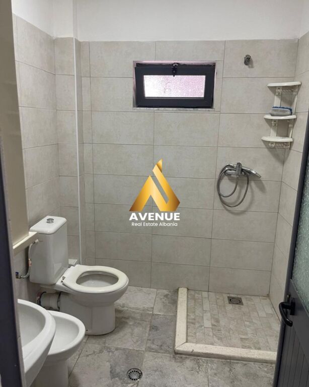 SHITET STUDIO – MUNDËSI KONVERTIMI NË 1+1, RRUGA NDRE MJEDA, ISH PARKU ,TIRANË