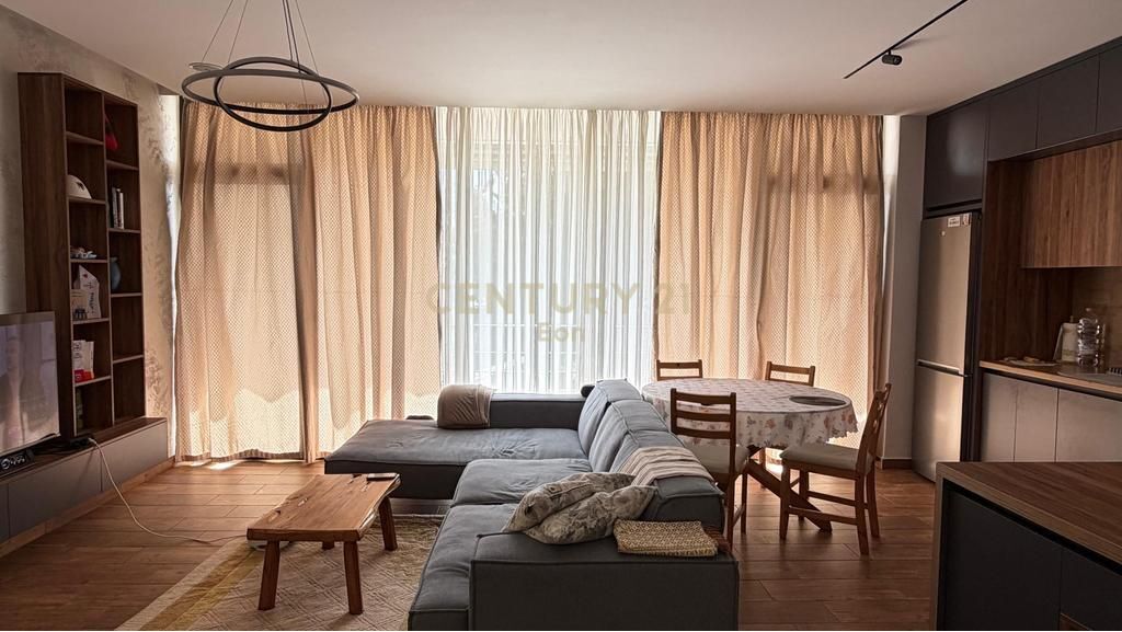 APARTMENT 2+1+2 FOR SALE WITH SEA VIEW, VILA E ZOGUT DURRES !