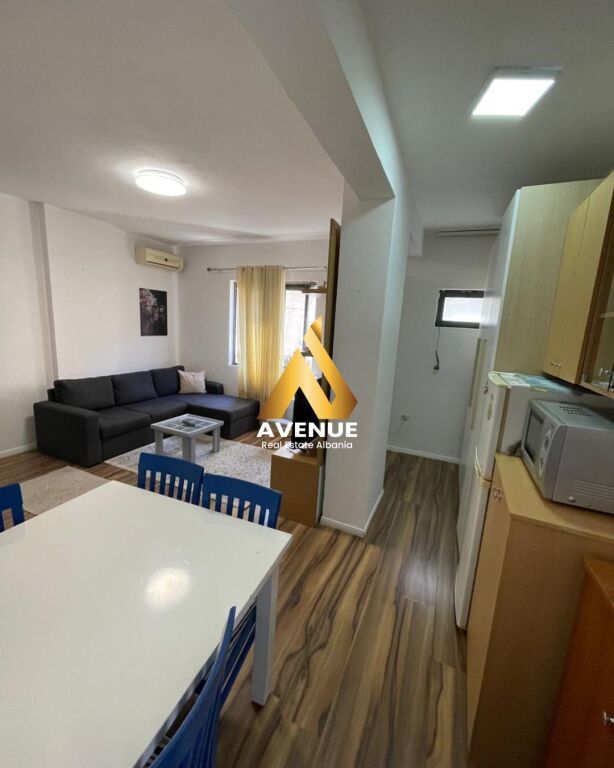 SHITET STUDIO – MUNDËSI KONVERTIMI NË 1+1, RRUGA NDRE MJEDA, ISH PARKU ,TIRANË