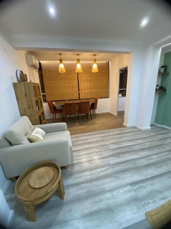 Apartment 2+1 with 2 balconies for sale in the second line to the sea