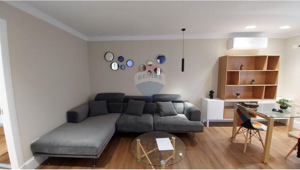 Apartament 2+1 me qera Bllok