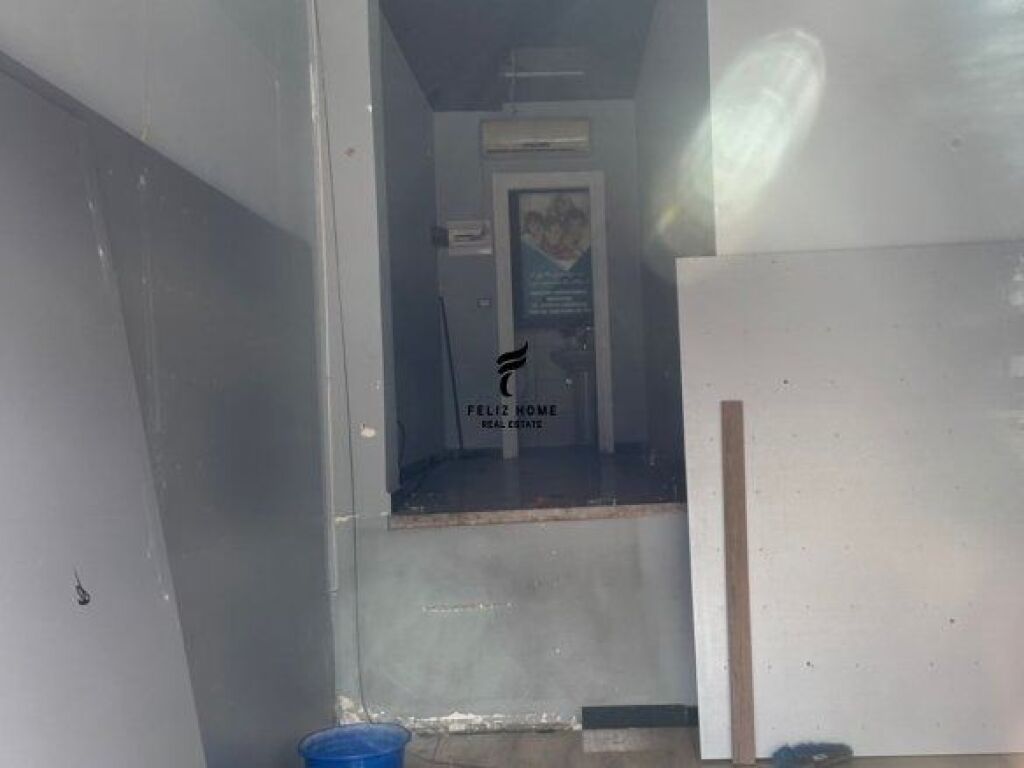 NEGOZIO IN AFFITTO 35 M2 CENTRO 1.800 EURO FH-66236